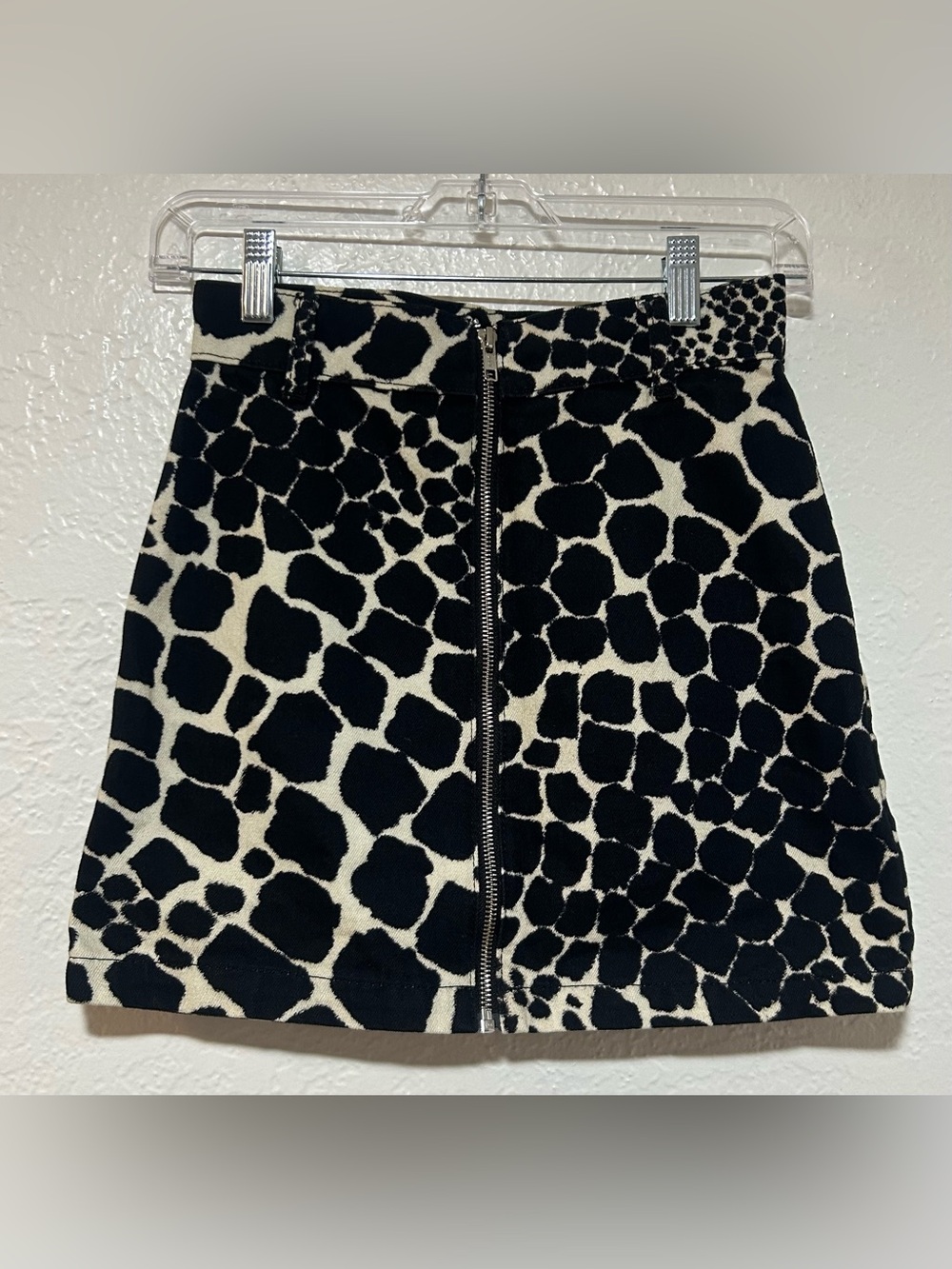 Topshop Black and White Animal-Print Zip Mini Skirt